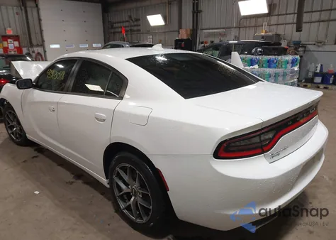 2015 Dodge Charger Sxt z USA, uszkodzony, nr VIN 2C3CDXJG2FH766021